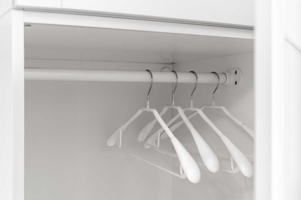 Armoire pax ikea : tout ce qu'il faut savoir pour aménager votre ...